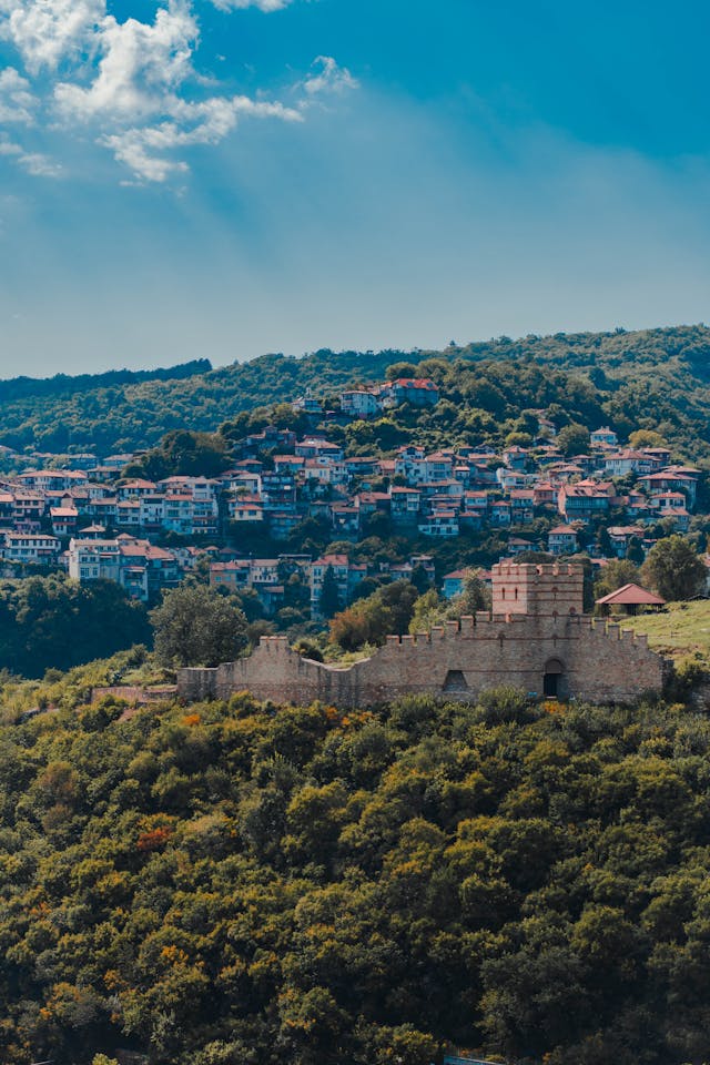 O zi cat o vacanta - Veliko Tarnovo – Mini Bulgaria Park 