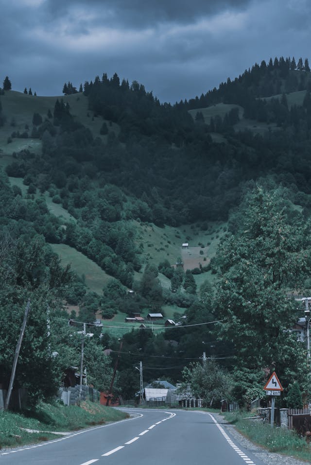 O zi cat o vacanta - Manastirea Sinca Veche – Cetatea Fagarasului – Sambata de Sus