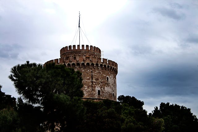 Circuit Clasic 1 Decembrie 2026 la SALONIC si Targul de Craciun de la Trikala 4 zile Autocar