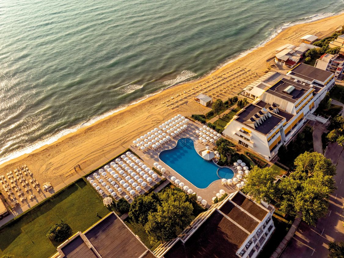 ALUASUN HELIOS BEACH