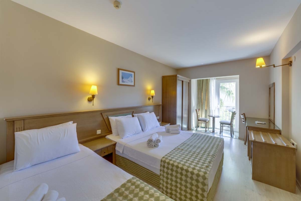 SMART STAY BEACH HOTEL
