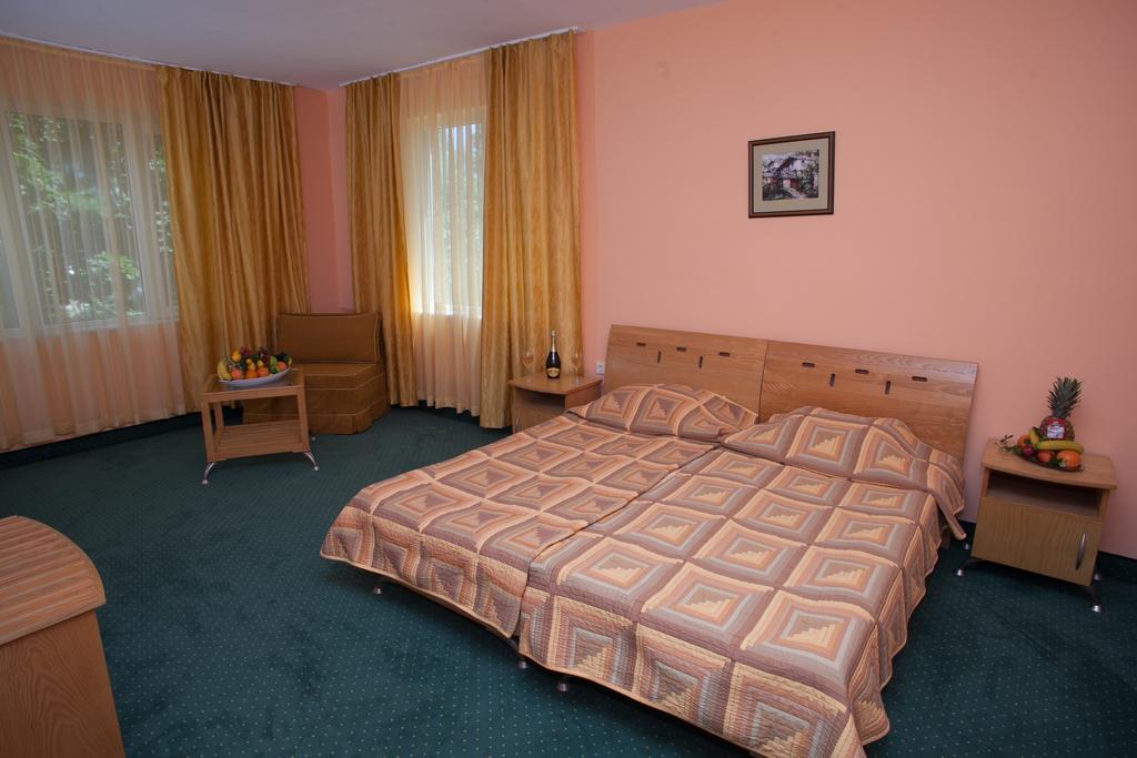 Slavyanski Apartment