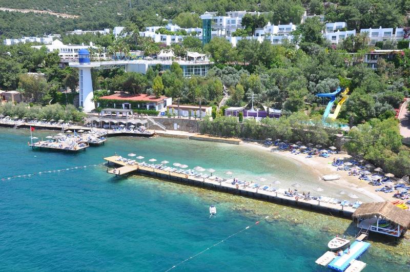 BLUE DREAMS RESORT & SPA