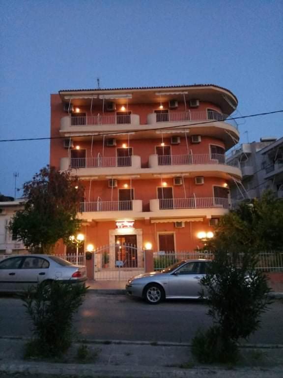 Hotel Themis