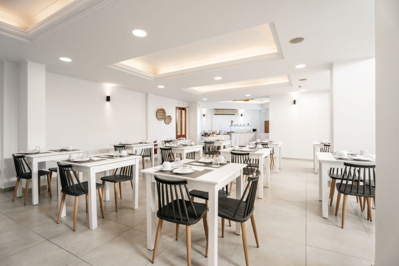 PETRADI BEACH LOUNGE HOTEL