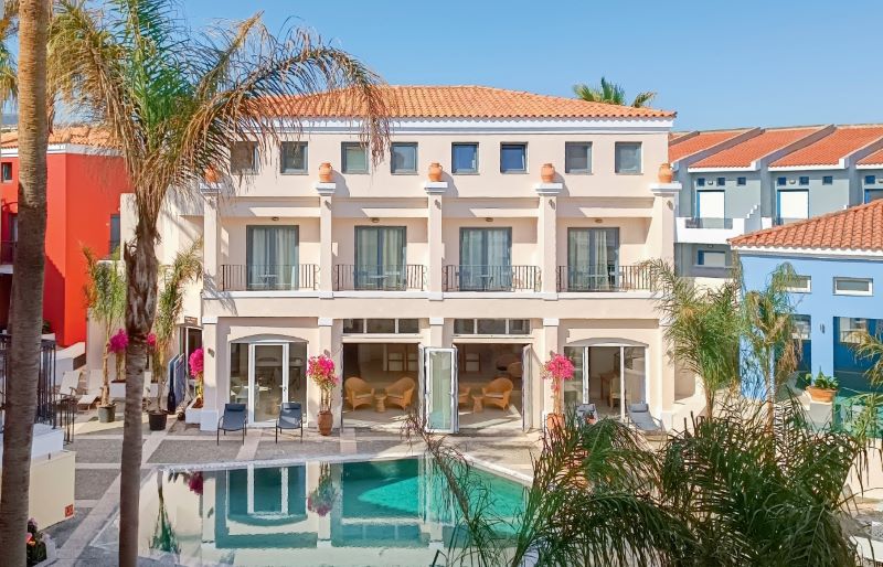 GRECOTEL PLAZA BEACH HOUSE